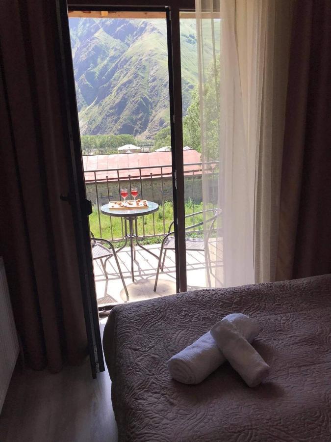 Hotel Crystal Kazbegi Extérieur photo