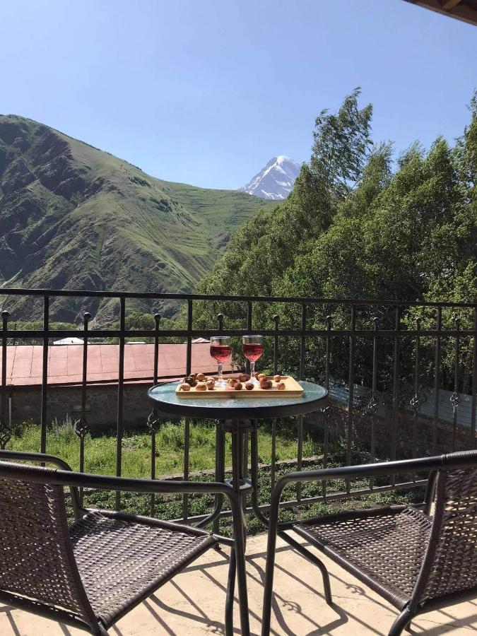 Hotel Crystal Kazbegi Extérieur photo
