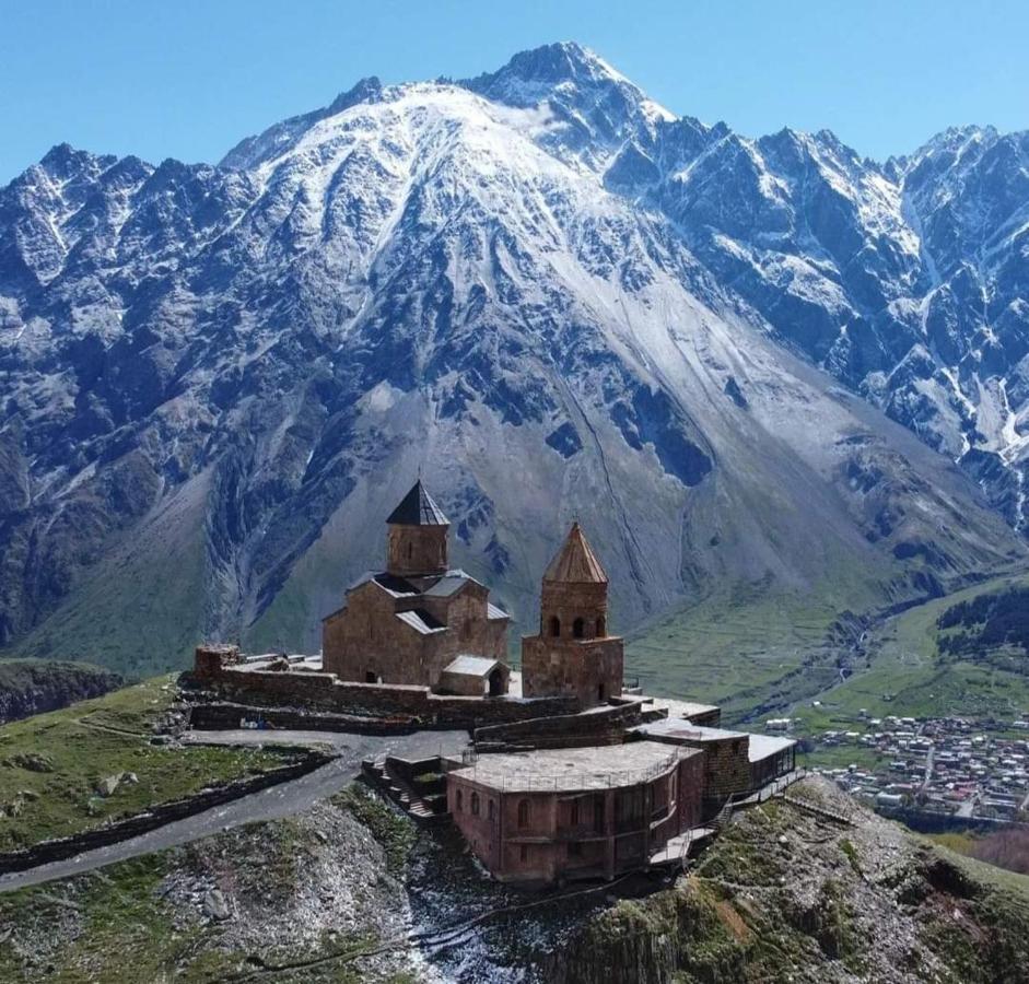 Hotel Crystal Kazbegi Extérieur photo